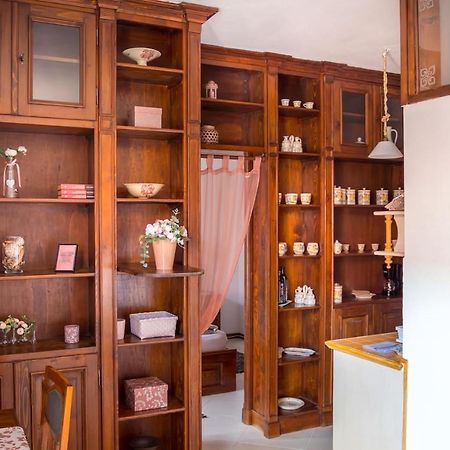 8 Small And Cozy Suite ティミショアラ エクステリア 写真